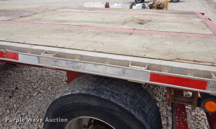 image for item DK2045 2002 Wabash  flatbed trailer