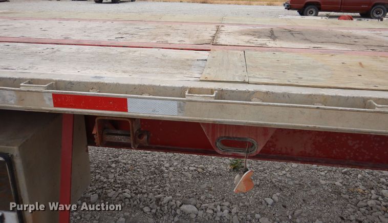 image for item DK2045 2002 Wabash  flatbed trailer