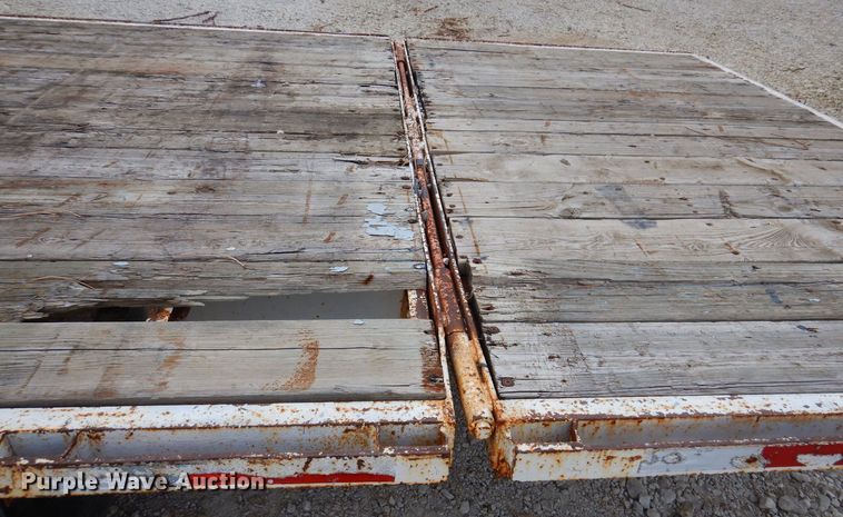 image for item DK2047 2000 Kiefer Built  equipment trailer