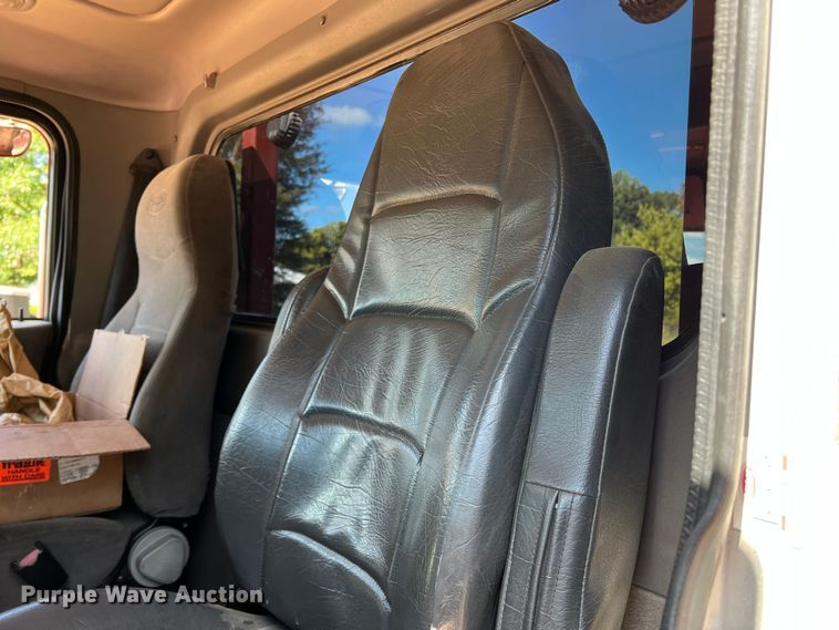 image for item DK6994 2006 Peterbilt 379  semi truck