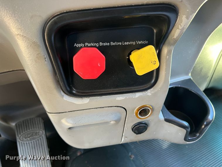 image for item DK6994 2006 Peterbilt 379  semi truck