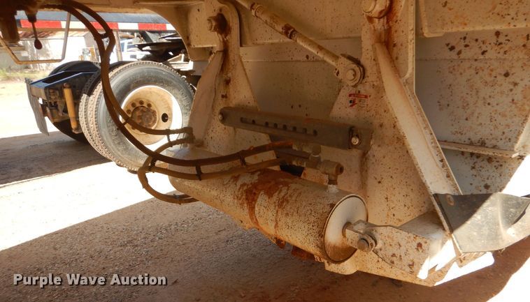 image for item DK6998 2018 Manac 4C240A200  bottom dump trailer