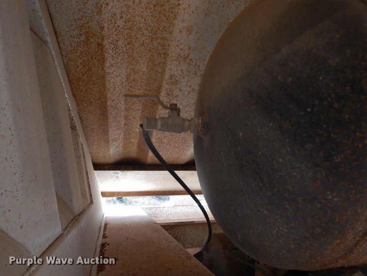 image for item DK6998 2018 Manac 4C240A200  bottom dump trailer