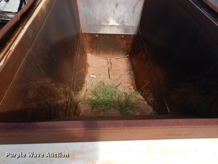 image for item DK6998 2018 Manac 4C240A200  bottom dump trailer