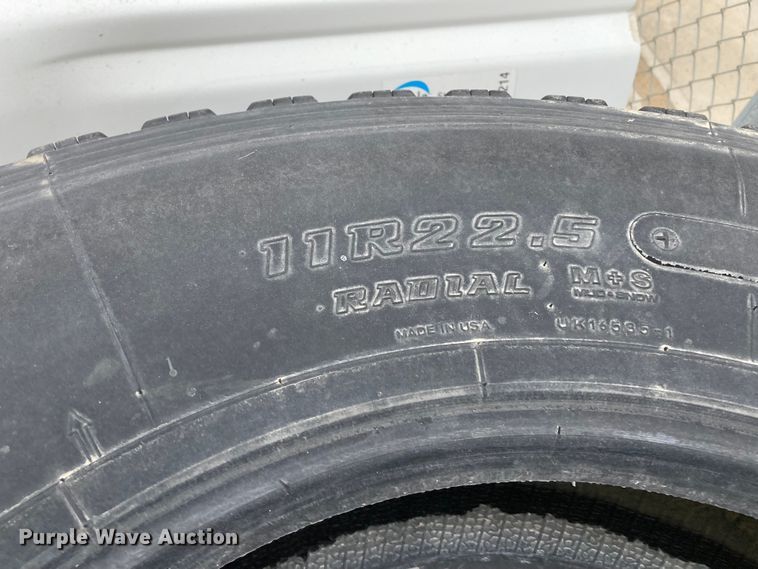 image for item DL2297 (4) Bridgestone M843 11R22.5 tires