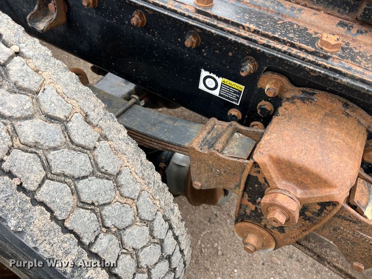 image for item DM2528 2012 Kenworth W900  semi truck