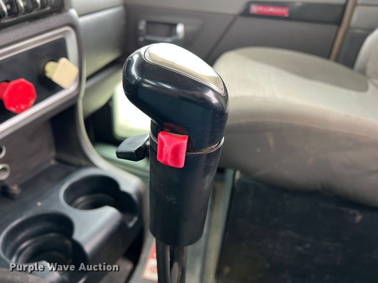 image for item DM2528 2012 Kenworth W900  semi truck