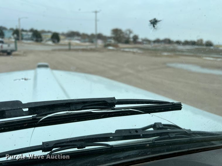 image for item DM2528 2012 Kenworth W900  semi truck