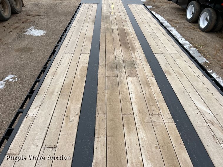 image for item DM2533 2017 Neville  drop deck equipment trailer