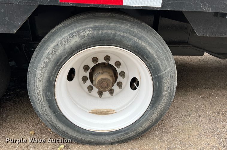 image for item DM2533 2017 Neville  drop deck equipment trailer