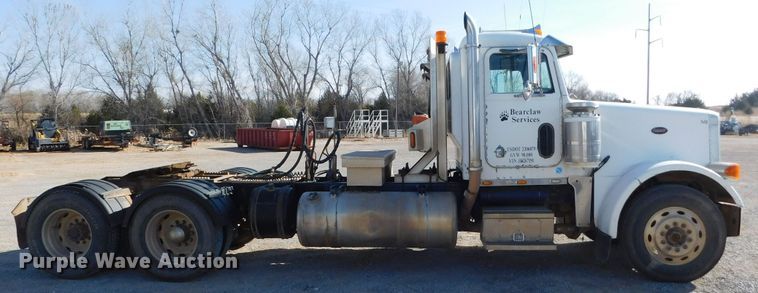 image for item DM2552 1988 Peterbilt 378  semi truck