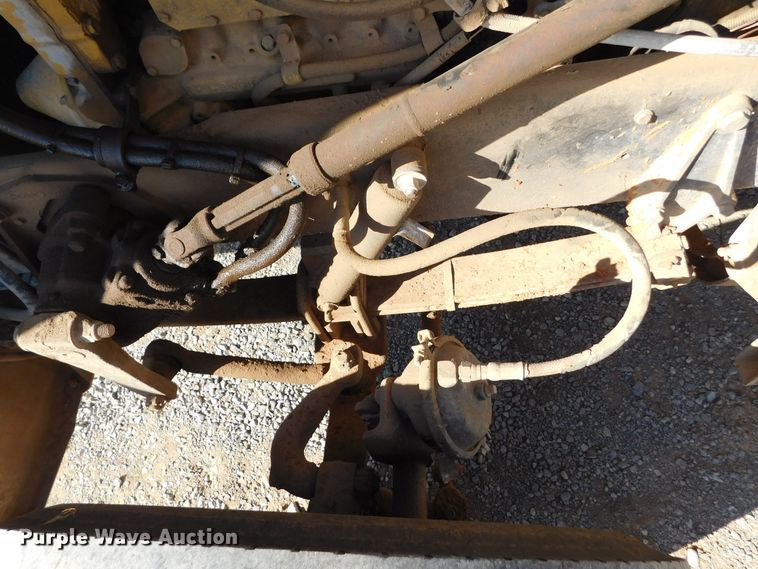 image for item DM2552 1988 Peterbilt 378  semi truck