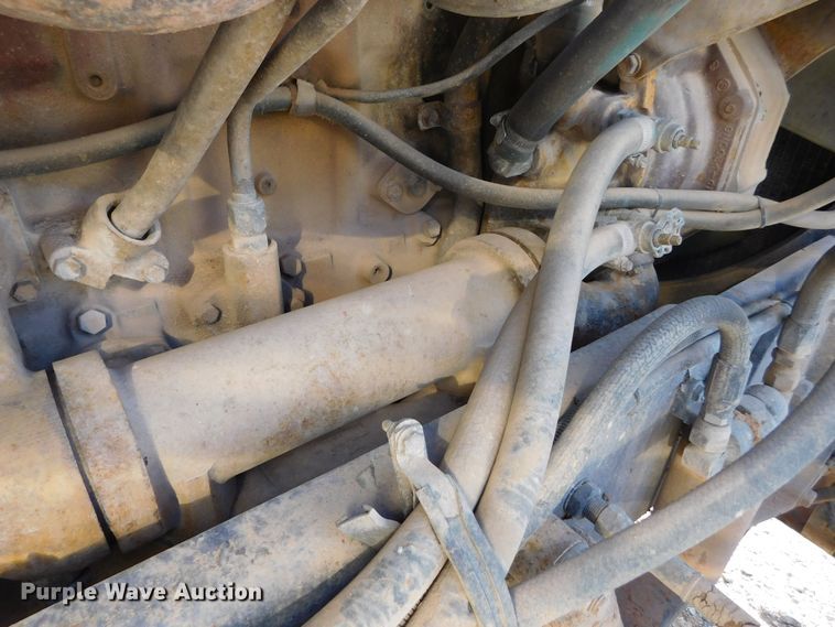 image for item DM2552 1988 Peterbilt 378  semi truck