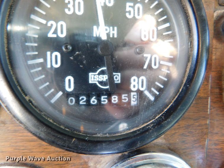 image for item DM2552 1988 Peterbilt 378  semi truck