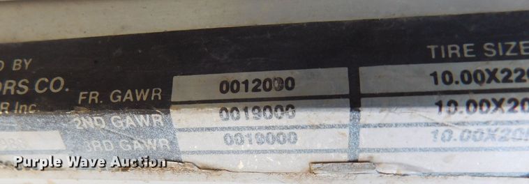 image for item DM2552 1988 Peterbilt 378  semi truck