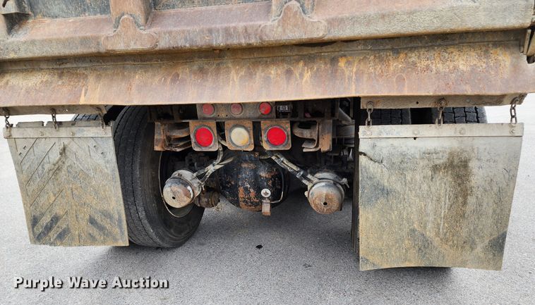 image for item DM4895 2003 Kenworth T800  dump truck