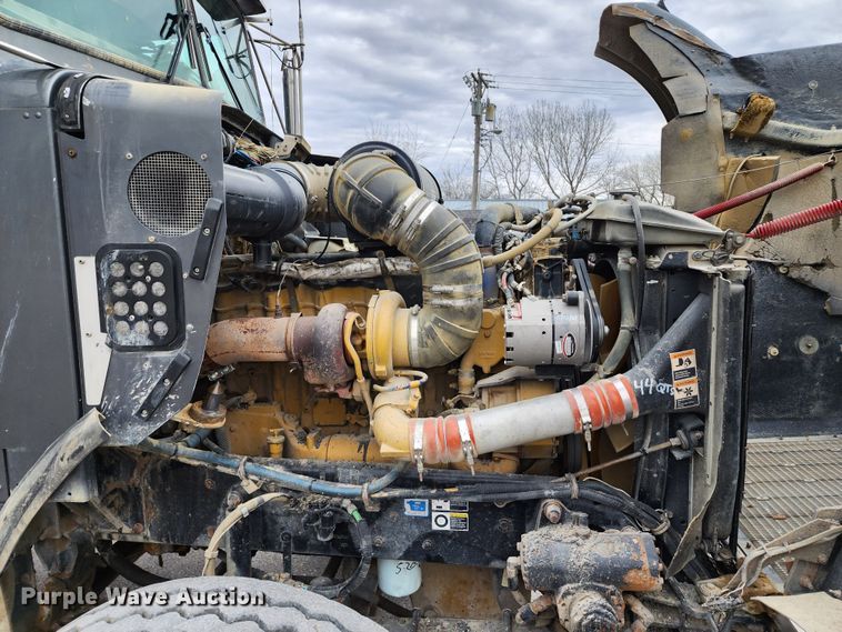 image for item DM4895 2003 Kenworth T800  dump truck