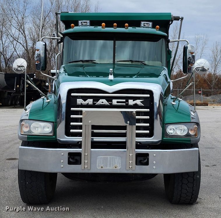 image for item DM4896 2018 Mack GU713  dump truck