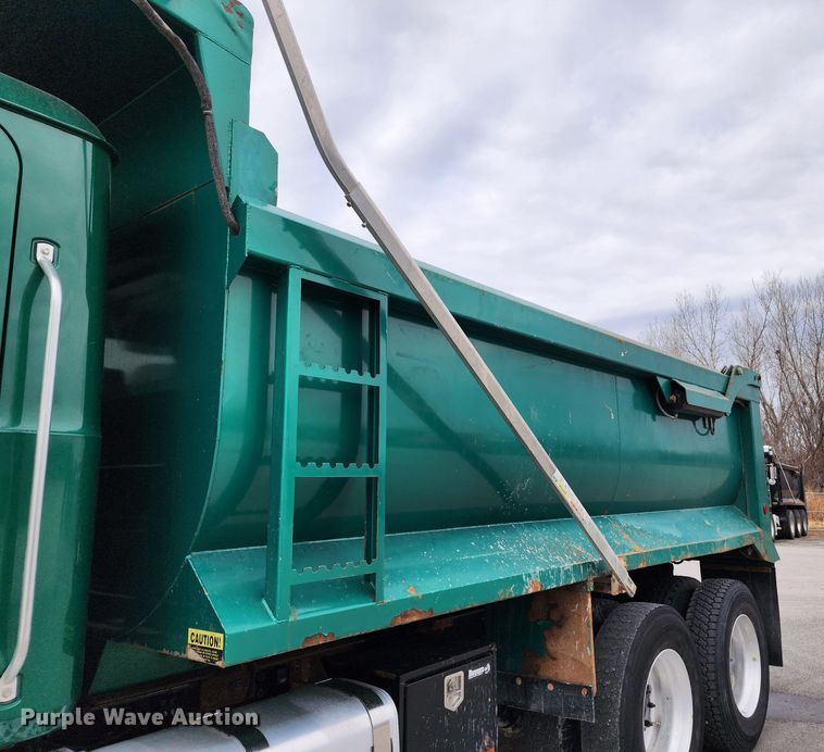 image for item DM4896 2018 Mack GU713  dump truck