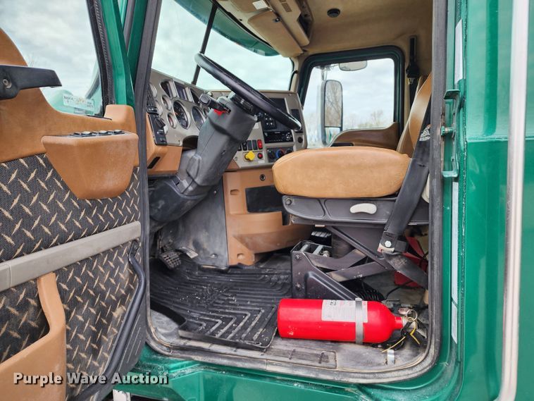 image for item DM4896 2018 Mack GU713  dump truck