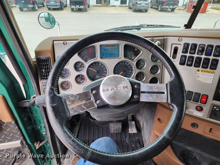 image for item DM4896 2018 Mack GU713  dump truck