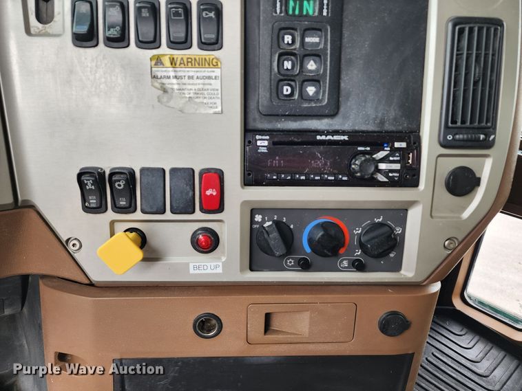 image for item DM4896 2018 Mack GU713  dump truck