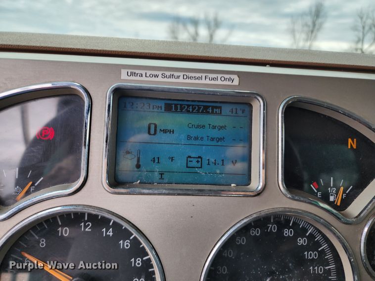 image for item DM4896 2018 Mack GU713  dump truck