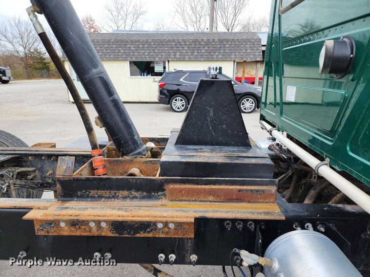 image for item DM4896 2018 Mack GU713  dump truck