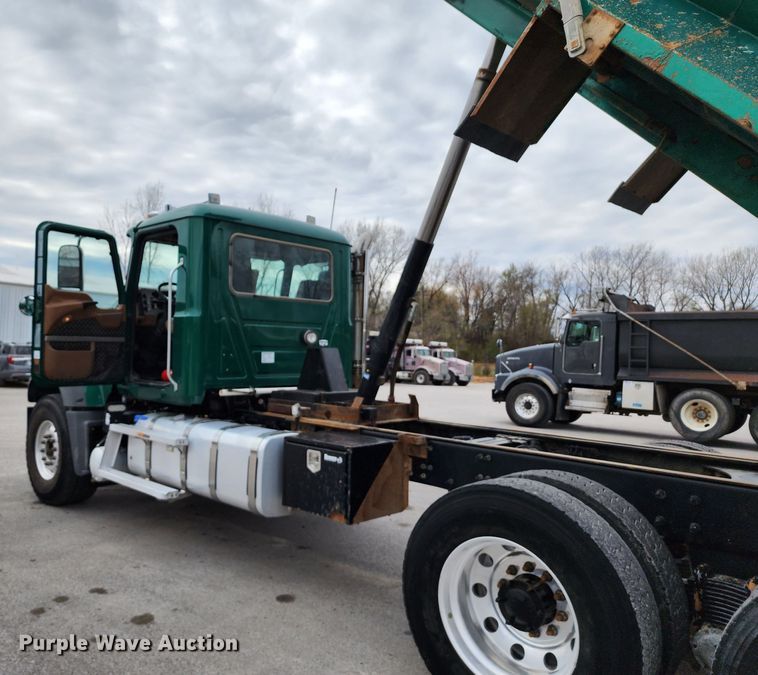 image for item DM4896 2018 Mack GU713  dump truck