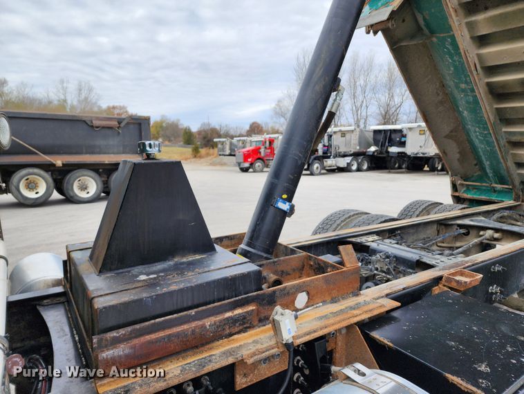 image for item DM4896 2018 Mack GU713  dump truck