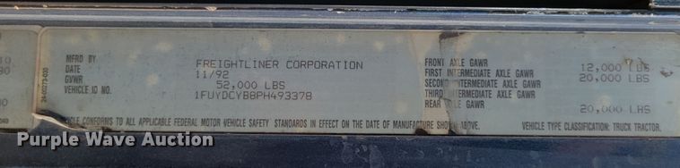 image for item DM8080 1993 Freightliner FLD120  semi truck