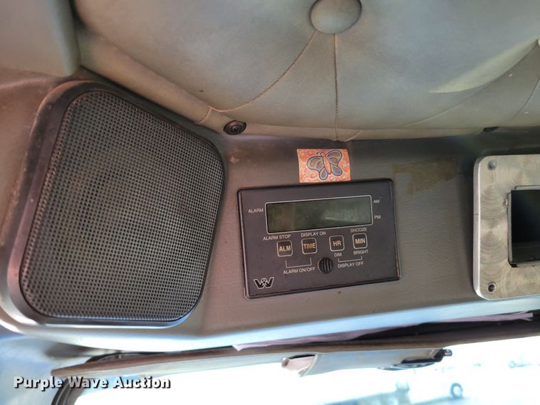 image for item DM8138 2003 Western Star 4900EX  semi truck