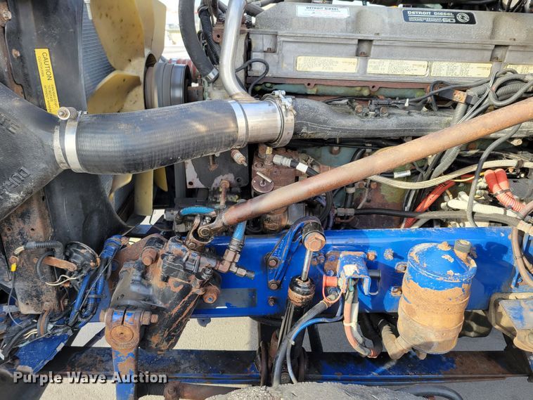 image for item DM8138 2003 Western Star 4900EX  semi truck