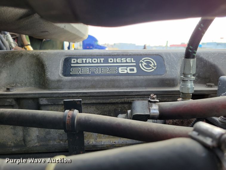 image for item DM8138 2003 Western Star 4900EX  semi truck