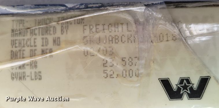 image for item DM8138 2003 Western Star 4900EX  semi truck