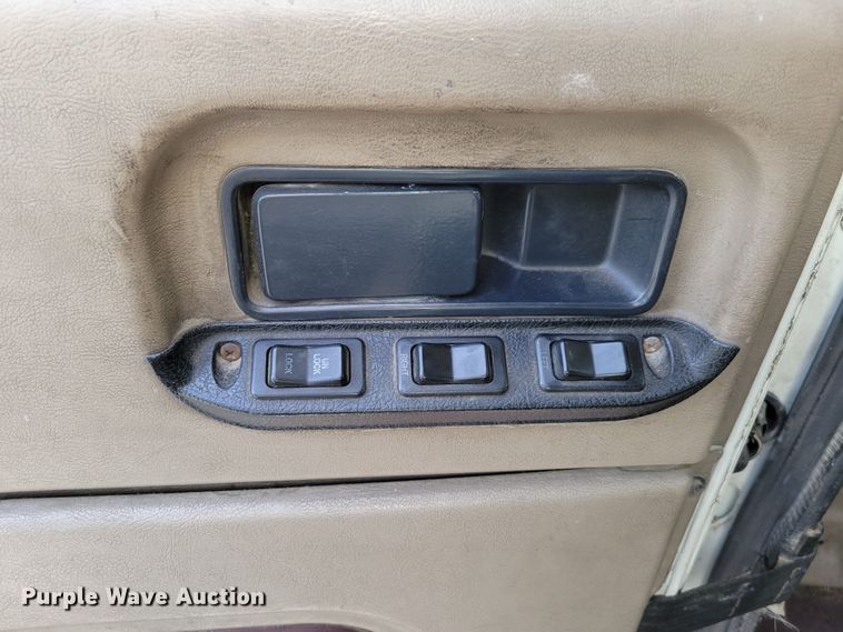 image for item DM8139 2006 International Eagle 9400i  semi truck