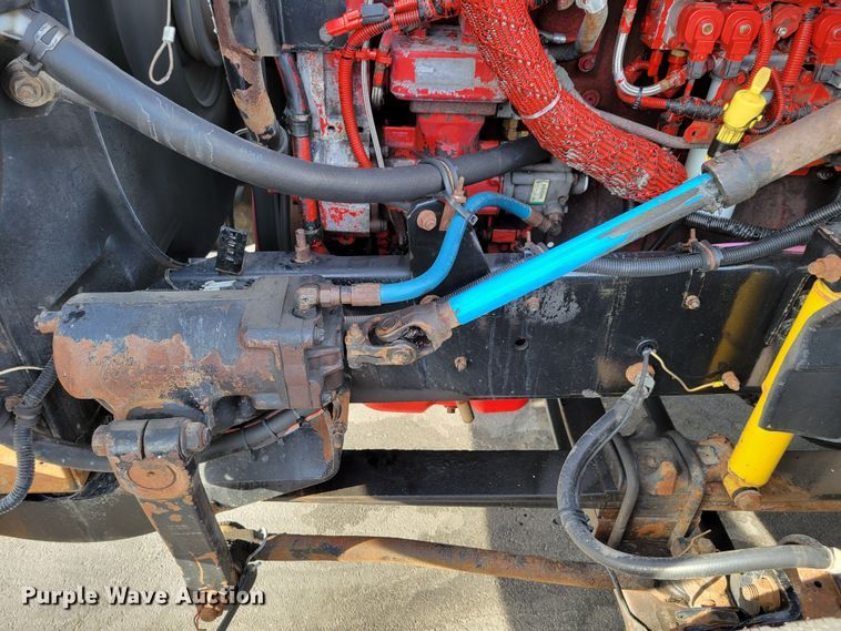 image for item DM8139 2006 International Eagle 9400i  semi truck