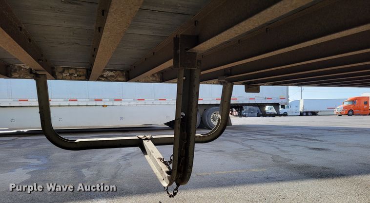 image for item DM8140 2001 Utility Trailer V52DC  dry van trailer