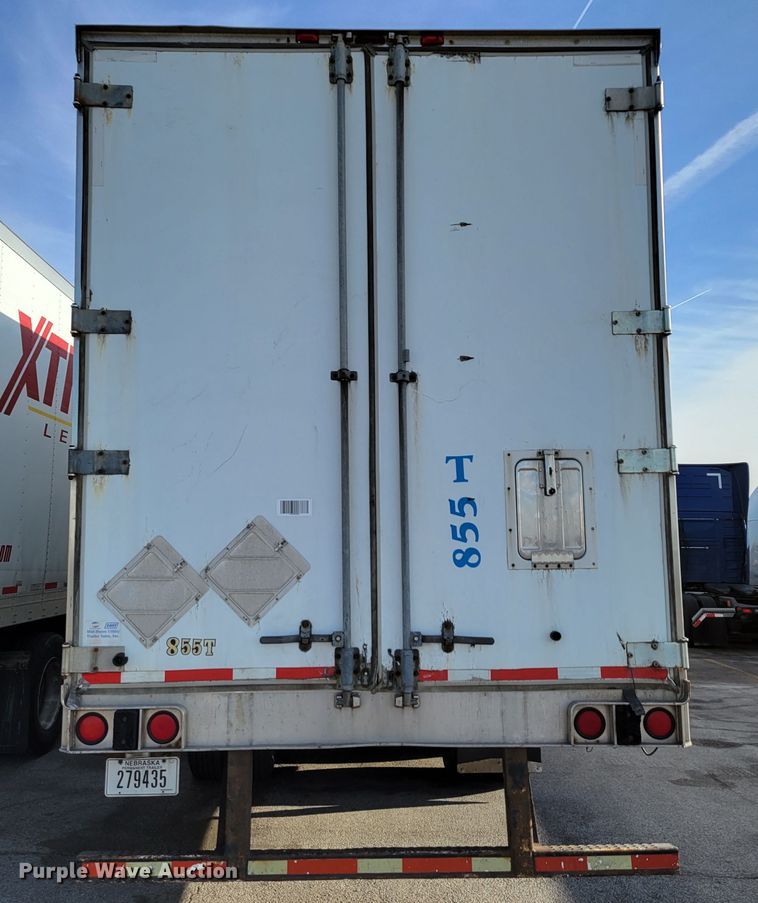 image for item DM8140 2001 Utility Trailer V52DC  dry van trailer