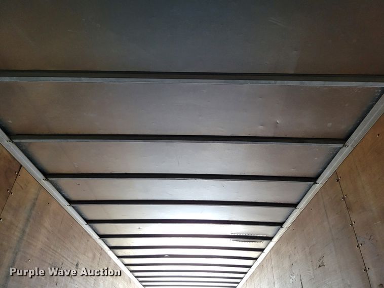 image for item DM8140 2001 Utility Trailer V52DC  dry van trailer