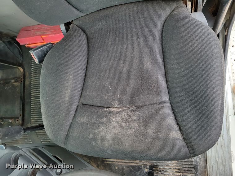 image for item DM8142 2003 Freightliner Columbia semi truck