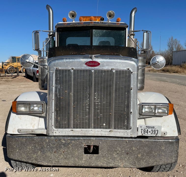 image for item DN4508 1996 Peterbilt 379  semi truck