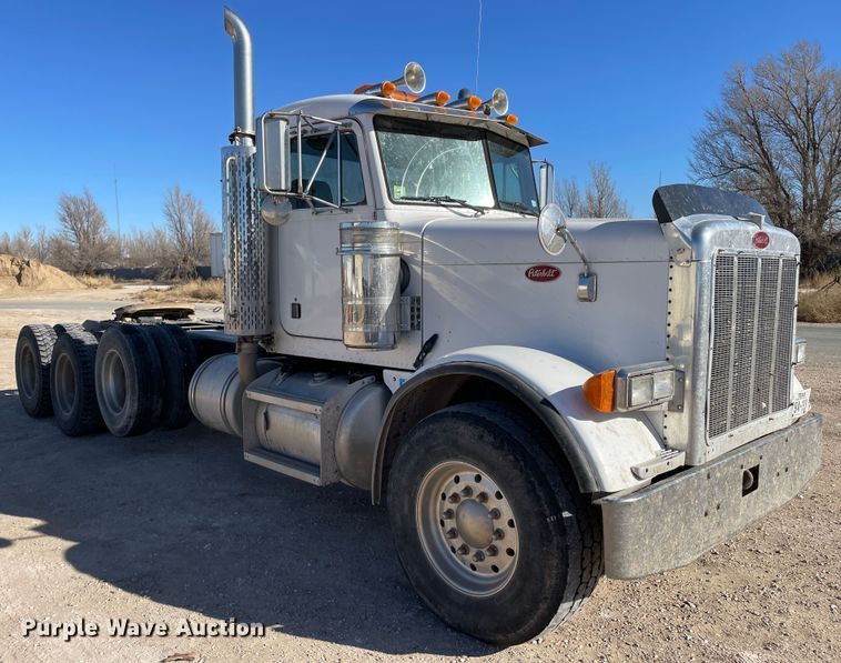 image for item DN4508 1996 Peterbilt 379  semi truck