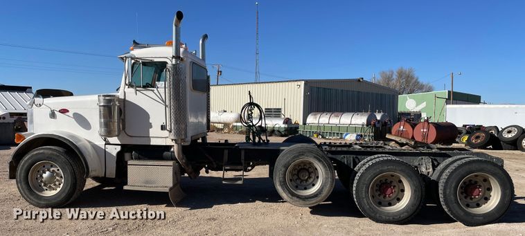 image for item DN4508 1996 Peterbilt 379  semi truck