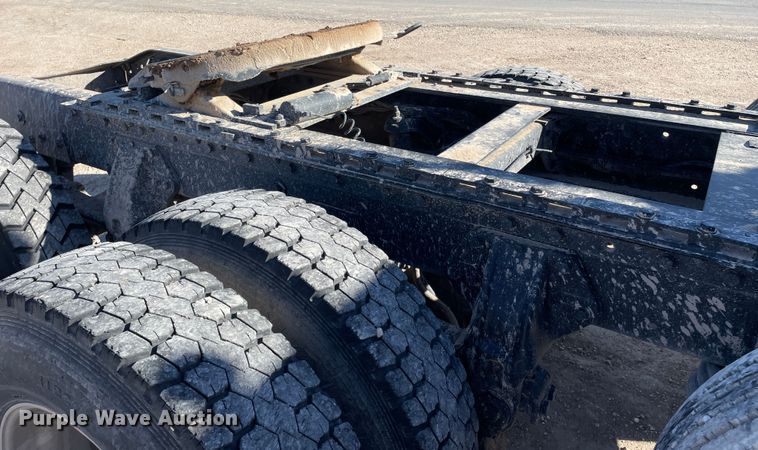 image for item DN4508 1996 Peterbilt 379  semi truck