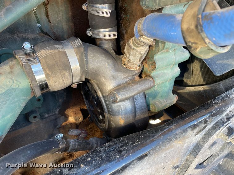 image for item DN4508 1996 Peterbilt 379  semi truck