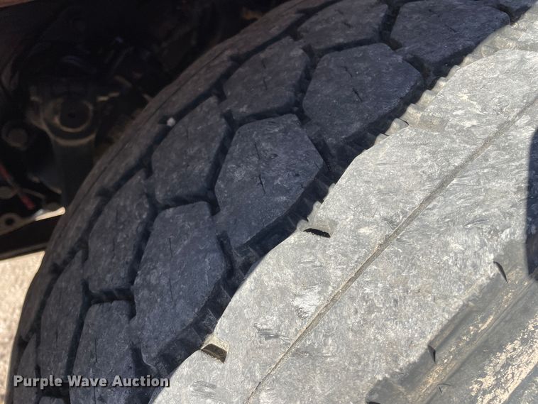 image for item DN4508 1996 Peterbilt 379  semi truck