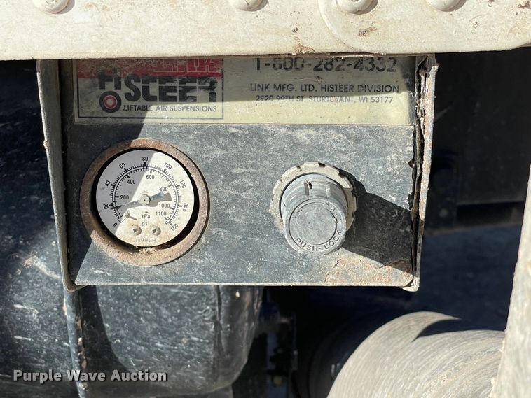 image for item DN4508 1996 Peterbilt 379  semi truck