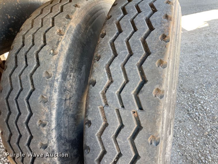 image for item DN4516 1994 Clement 2ATT1210S  end dump pup trailer