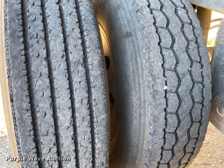 image for item DN4517 2000 CPS Trailer Co.  end dump trailer